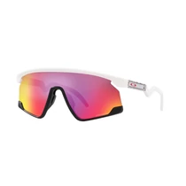 OAKLEY BXTR MtWht/MtBlk w/ Prizm Road unisex napszemüveg OAKLEY BXTR MtWht/MtBlk w/ Prizm Road unisex napszemüveg